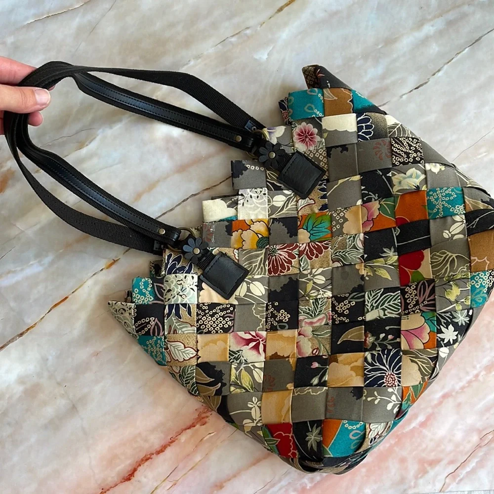 VINTAGE | Handcrafted patchwork style tote bag - Picture 1 of 11